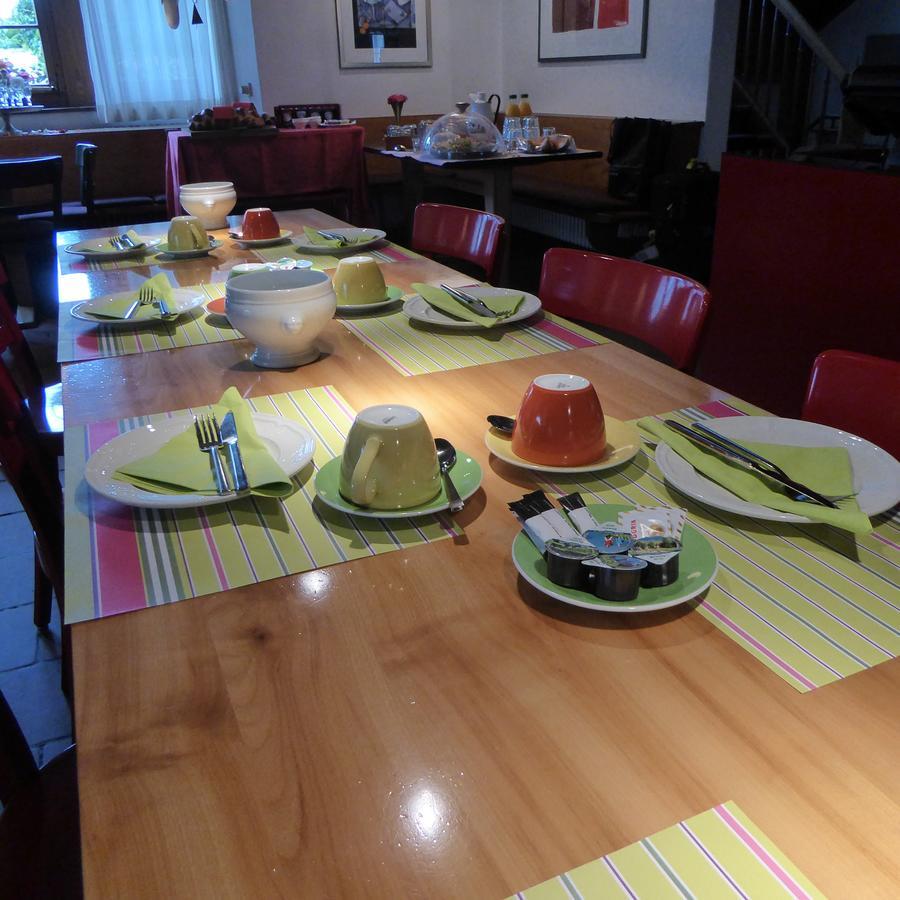 Gasthaus Zum Trauben Hotel Weinfelden Kültér fotó
